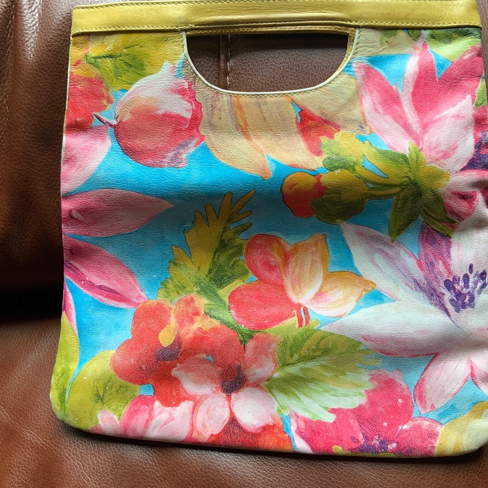 Maurizio Taiuti  Genuine !eather Clutch